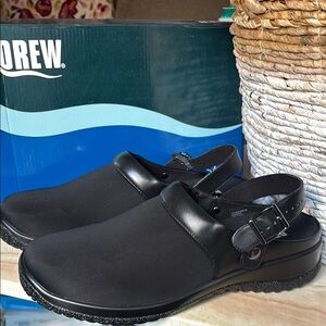 Savannah by DREW Black sling back clogs size 9.5 medium NEW